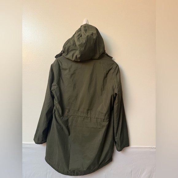 Free Country Hooded Parka with a Faux Fur Lining | Size M - Picture 8 of 9